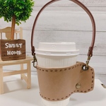  持ち手付、茶 カップスリーブ『ベージュ×茶ステッチ』