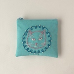 手刺繍ファスナーポーチ「宮尾さん」