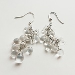 雫を閉じ込めたクリアビーズピアス/イヤリング