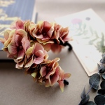 【在庫限り】紫陽花のバナナクリップ■ふんわりシルエット×鮮やか発色■グリーン×モーブ