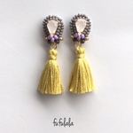 ＊ミニtassel˚₊×ビジューのビーズ刺繍ピアス/イヤリング（イエロー）
