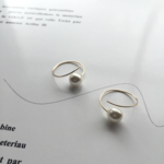 パールキャッチのシンプルピアス