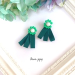green ribbon flower bijou ピアスorイヤリングor樹脂ピアス