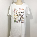 レディースドルマンTシャツワンピース『アルファベットとネコ』(オフホワイト)