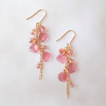 ミニばらの花びらピアス(イヤリング）　アンティークローズ