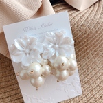 [time sale] pearly flower pierce