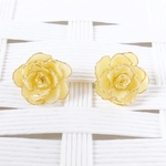 薔薇ピアス パステルイエロー