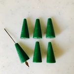 Vintage Green Cone Drop Beads 《22mm》