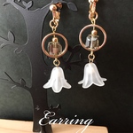 すずらんのイヤリング/ピアス