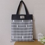 北欧マロニエ＊モノトーン　A4ぺたんこトート　内ポケット付き