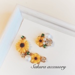 ひまわり× ビジュー イヤーカフ ピアス