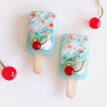 ちいさなアイスバーブローチ・ネックレス