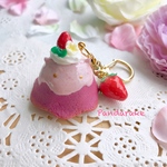 いちごケーキなめんだこのバックチャーム