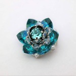 煌めき ブローチ 〈ブルージルコン〉