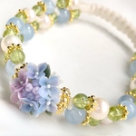 紫陽花ブーケと天然石の編み込みブレス☆紫陽花カラー
