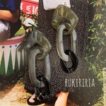 RUKIRIRIA #323 モスグリーン×ブラック チェーンピアス  大ぶりピアス 大ぶりイヤリング 