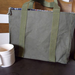 (712)★硬質★テント地★緑★ト～ト・バック★横30cmX 立て214cm★持ち手-43cm