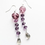 アメジストカラービーズの夜明け前のピアス/イヤリング