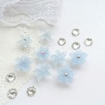 【:.+*水色の小花＊樹脂粘土パーツ＊】