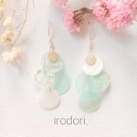 《再販/ゴールド》しゃららんミントシェルのアシメピアス/イヤリング)