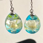 Hester's garden 雫 ピアス