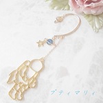 ＊宇宙＊土星に浮かぶ飛行士のイヤーフック