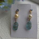 シーグラスとパールの海色ピアス