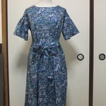 【０様からのオーダーのお品】リバティ≪ファリア・フラワーズ・スモール≫ギャザースリーブワンピース（半袖）