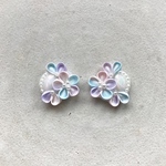 オパールとつまみ細工のお花のイヤーアクセサリー  4