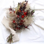 スモークツリーとヘリクリサムのスワッグ