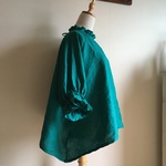 バイオウォッシュ加工リネンGRで作ったダブルフリルゆったりプルオーバー