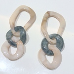 大振りピアス