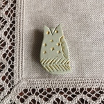 おめかしフクロウのブローチ(グリーン)