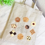 Cafe-sweets☆羊毛刺繍トート〜焼菓子🍪