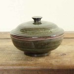 織部の刷毛目蓋物