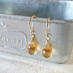 シトリンピアス
