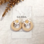 ウッドピアス 花 サイクル 白い花