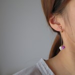 小粒の巻玉と淡水パール(紫)　イヤリング/ピアス
