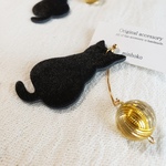 ｢片耳｣レザーにゃんこ 黒猫 ピアス