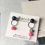 2way onyx＋neon color asymmetry pierce (ピンク、他全3色)ステンレスピアス