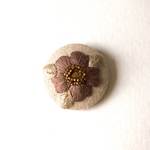 【再販】一輪の花刺繍 ブローチ    スモークカラー