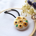 くるみボタンのヘアゴム❁⃘ひまわり❁⃘