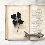 Cross flower  broach【charcoal gray】