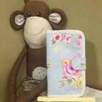 スリムな二つ折り財布