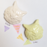 【受注生産】ライムとホワイト猫の兄弟マグネット
