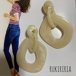 RUKIRIRIA #326 クリアホワイト チェーンピアス  大ぶりピアス 大ぶりイヤリング 