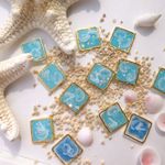 petitしかく海月ピアス・イヤリング（みずいろきらきら）