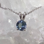 非加熱タンザナイトのシンプルネックレス