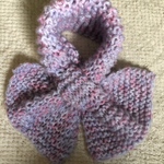 送料込み　手編みのミニマフラー(s、ピンク)