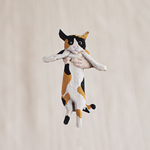 ブローチ　キャッチ　ザ　キャット  三毛　（ボックス付き）